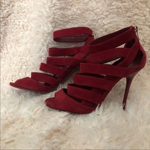 Jimmy Choo red strapless suede hills